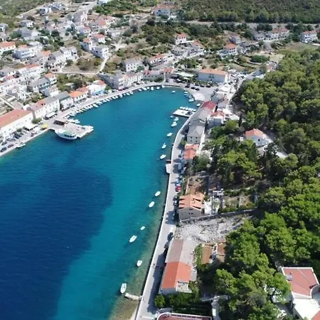 Appartamento In With Sea View, Terrace, Air Conditioning, Wifi 3419-2 Povlja (Brac)